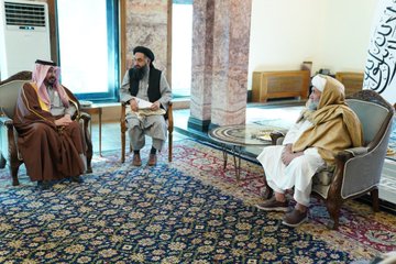 Mullah Hassan meets member of Qatar’s royal family 