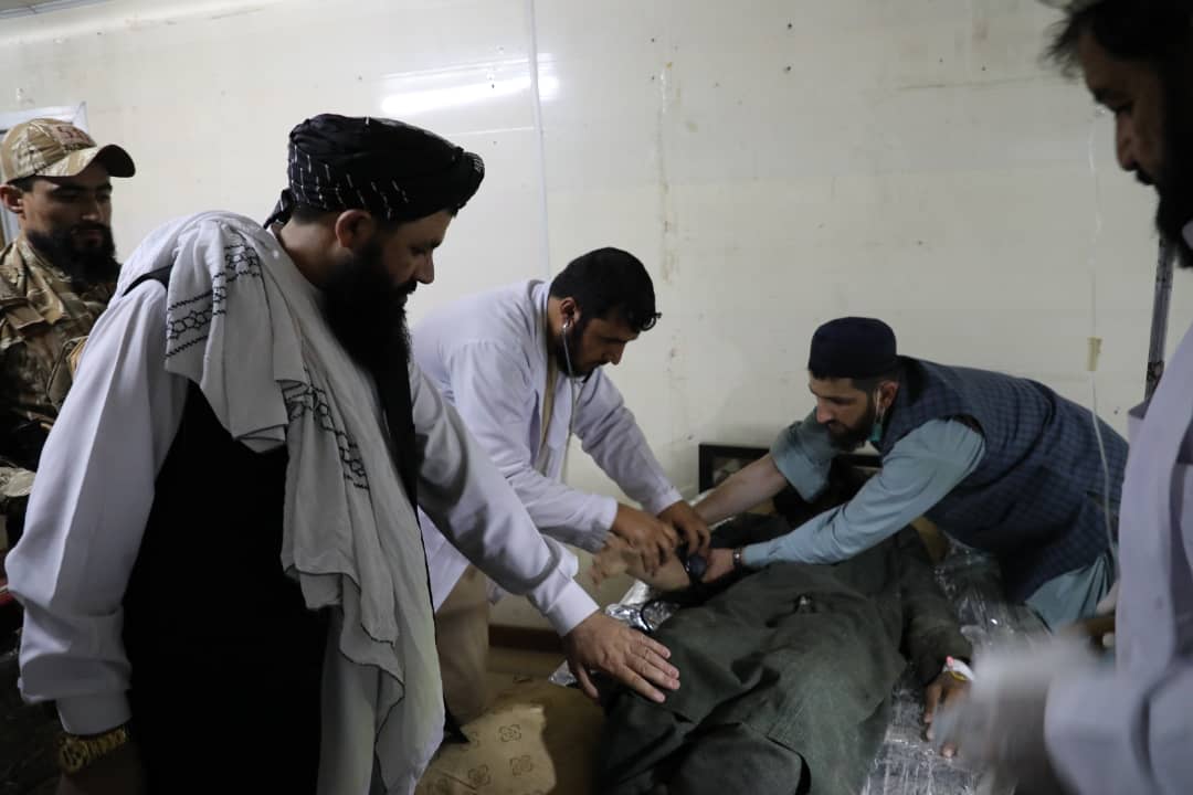 4 Taliban security men injured in road mishap