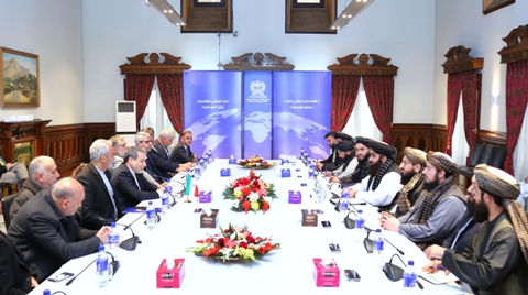Muttaqi stresses on increasing diplomatic relations between Tehran, Kabul