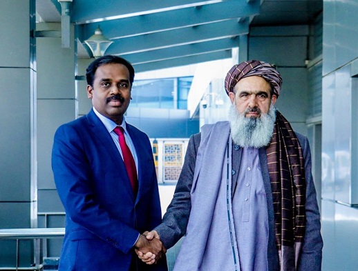 Health minister pays visit to India 