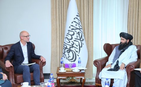 Afghan officials, MSF discuss healthcare expansion