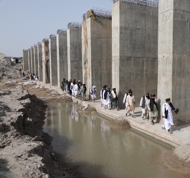 Mullah Baradar inspects work on Qosh Tepa Canal’s headworks