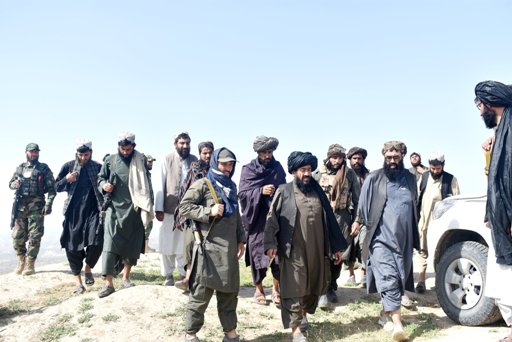 Afghan army officials visit border with Iran, Turkmenistan