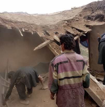 Three of a family killed, 13 injured as avalanche falls in Kunar 