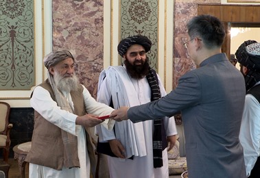 China’s new ambassador to Kabul presents credentials to PM Mullah Hasan Akhund