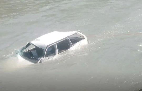 Four killed, six injured in road mishap 