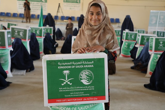 Edibles distributed among 1000 families in Kunar