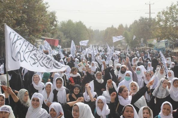 Female students lend support to Islamic Emirate in Kunduz