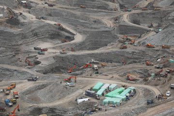 100,000 people working in gold washing projects in Badakhshan 