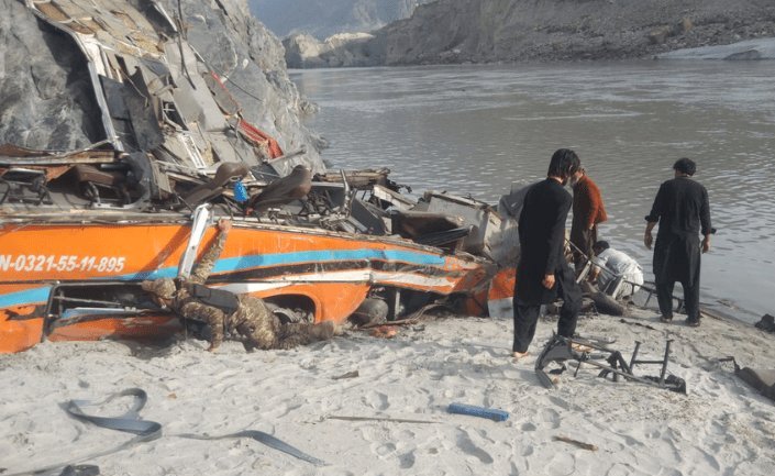 20 dead, 21 wounded as bus plunges into Ravine in Pakistan