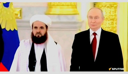 Afghan ambassador hands over credentials to Russian president 