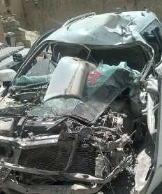 Women among 6 dead, wounded in traffic collision
