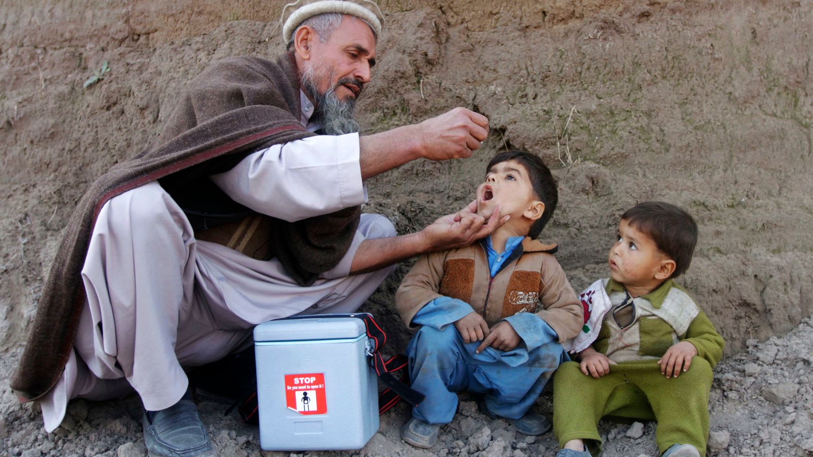 Polio vaccination campaign launched in 20 Afghan provinces