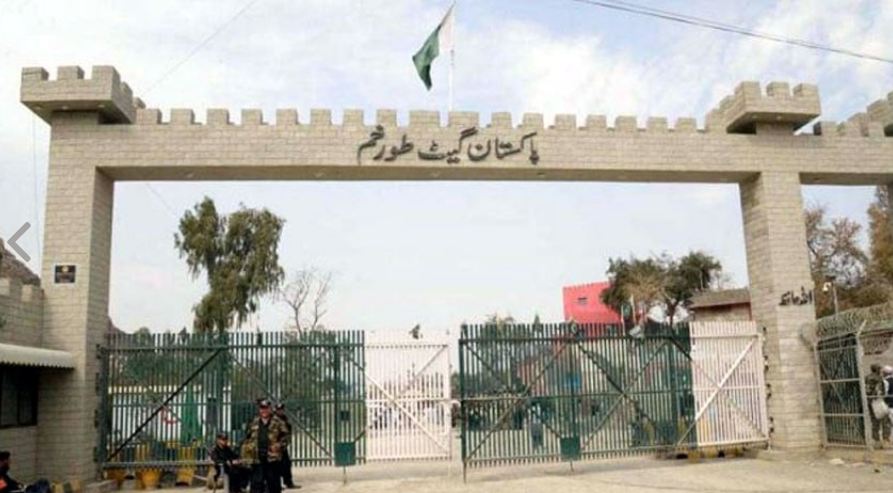 Pakistan closes Torkham Gate for Afghan patients without visas