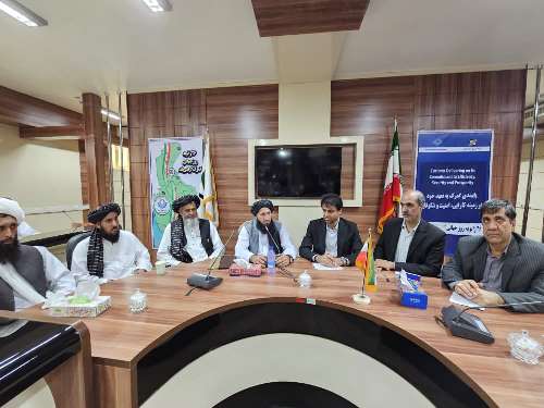 Afghan, Iranian officials meet at Melak border port 