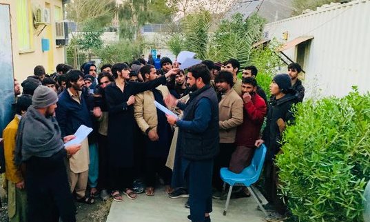 300 Afghans released from Pakistani prisons