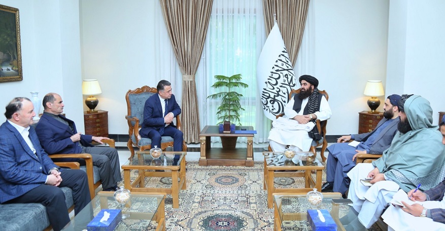 Tajikistani delegation meets Muttaqi