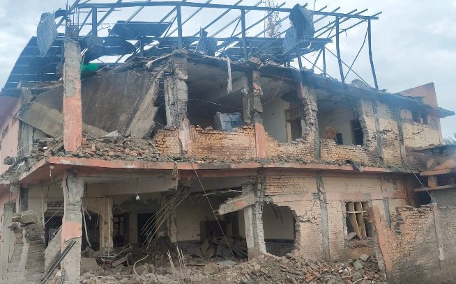 Car bomb attack causes casualties, destruction in Khyber Pakhtunkhwa 