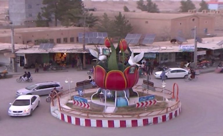 فراه کې  ژورې برمې ته لویدلی دوه کلن ماشوم وژغورل شو