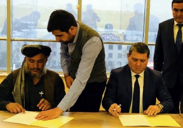 افغانستان له تاجکستان سره د يو کال لپاره د برېښنا د واردولو تړون لاسليک کړ