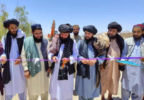 فراه کې د ۴۰ ميليونه افغانيو په لګښت د نوري فايبر پروژې کار پيل شو