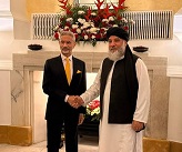 نور الدين عزيزي د هند د بهرنيو چارو وزير سره وکتل