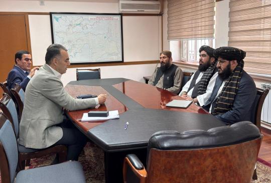 افغانستان او تاجکستان د برېښنا سکتور کې  د ګډو همکاريو پر پياوړتيا ټینګار وکړ