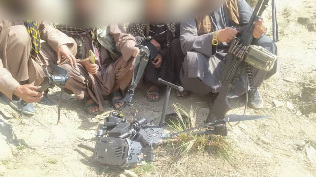 د موټرو ټکر کې پنځو تنو ته مرګ ژوبله اوښتې