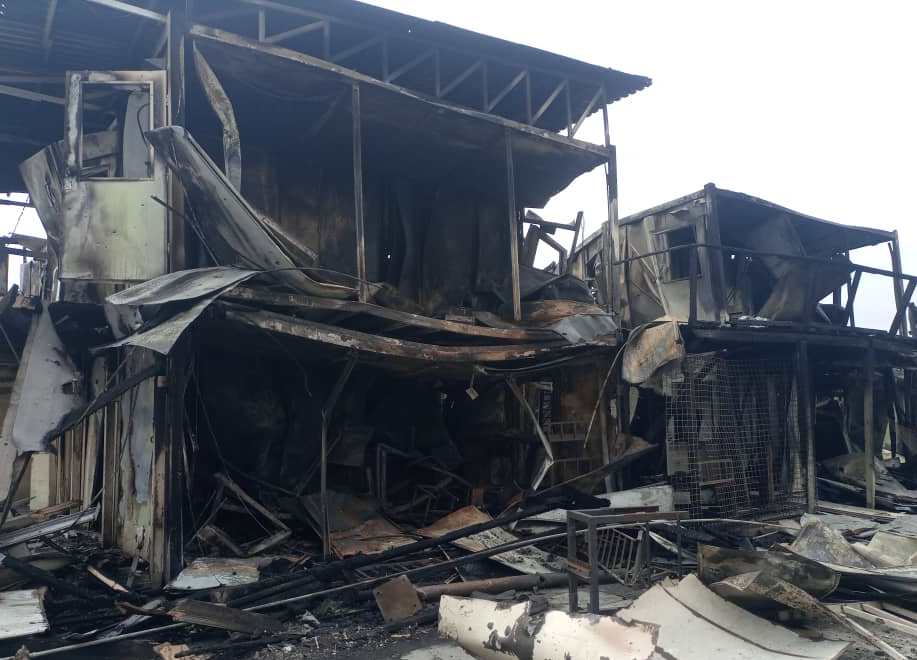 د پاکستاني پوځی رژيم الوتکو لخوا بمبار شوي په  نشه د روږدو کسانو د درملنې کمپ کې بوږنونکي حالت تر سترګو کيږي.