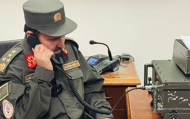 مجاهد: د پاکستان  ضد جګړه کې  د ليزري قطعاتو سرتيري هم برخه لري