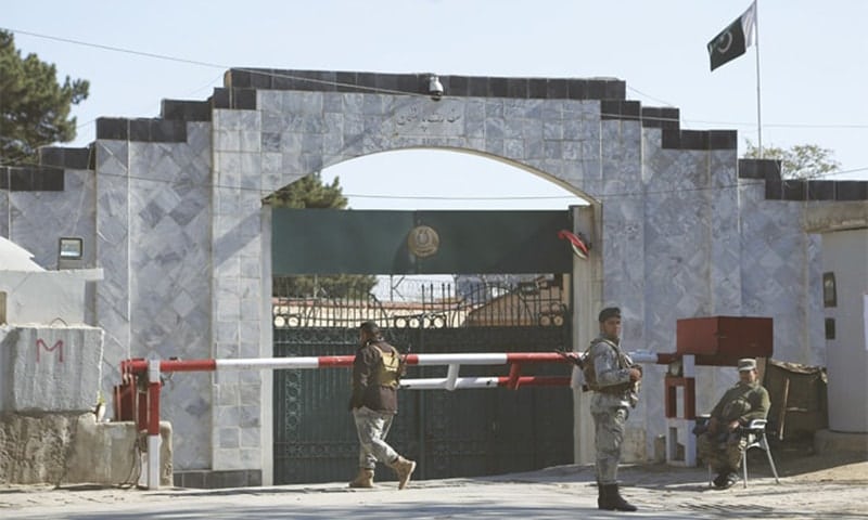 کابل کې د پاکستان له سفارت سره نږدې وسله وال بريد شوی