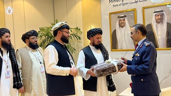 د افغانستان لوی درستيز له خپل قطري سيال سره کتلی