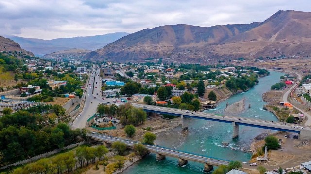 امو سيند ته د ‌موټر لوېدو پېښه کې اتو تنو ته مرګ ژوبله رسيدلې