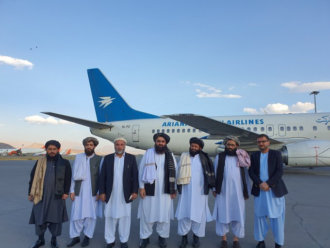 د افغانستان د بهرنيو چارو وزير پاکستان ته ولاړ