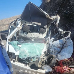 ترافيکي پېښو کې درې تنه مړه او پنځه ټپيان شول