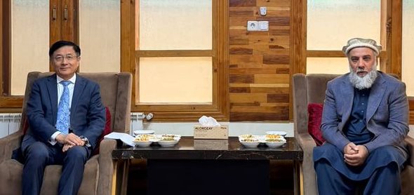 د صنعت وزير د چين ځانګړي استازي سره د سوداګرۍ پر پراختيا خبرې وکړې