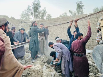 دفاع وزارت د پاکستان د بريدونو د ځواب خبرداری ورکړ