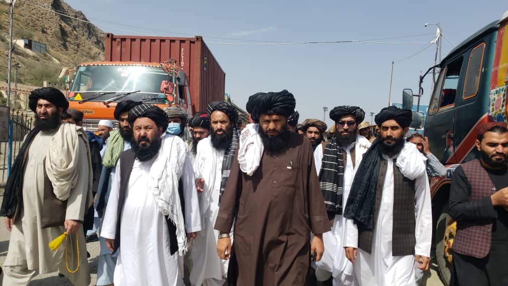 د شيخ هبة الله په امر يو ګډ پلاوي تورخم بندر ته سفر وکړ