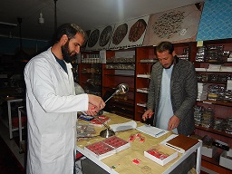 د ننګرهار ولایت موزیم ته لسګونه لرغونې سکې ولېږدول شوې