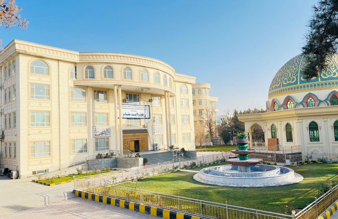 د ازبکستان د صنعت او سوداګرۍ خونې رئيس د بلخ والي سره وکتل