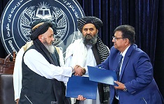له يو هندي شرکت سره د معیاري لابراتواري کمپلکسونو د جوړولو تړون لاسلیک شو
