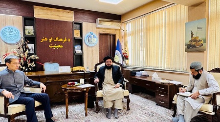 د چين سفیر د اطلاعاتو او کلتور وزارت لوړپوړي پلاوي ته د چين د سفر بلنه ورکړه