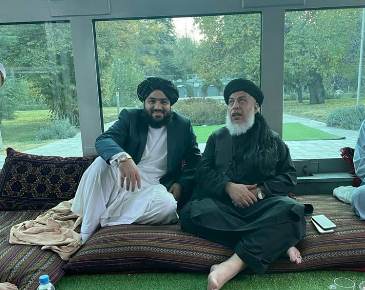 د بهرنيو چارو وزارت مرستيال له دوحې کابل ته راورسېد