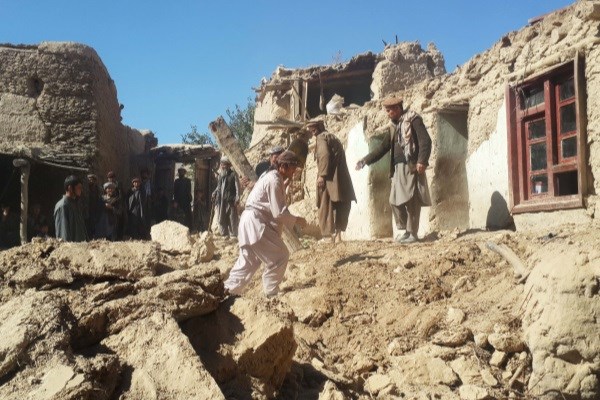 د تېرې ورځې زلزله کې دوه تنو خپل ژوند له لاسه ورکړی